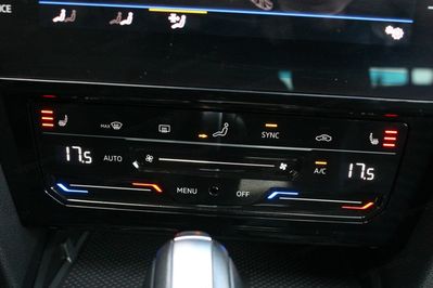 Volkswagen Passat 1.5 TSI EVO Elegance DSG