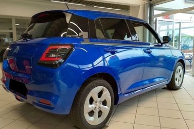 Suzuki Swift Premium Plus 1.2 Dualjet SHVS