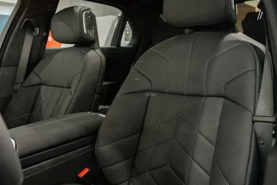 BMW Seria 7 740d xDrive M Sport