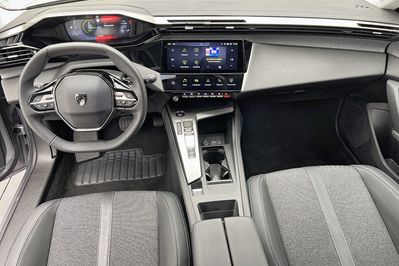 Peugeot 308 Allure 1.6 Hybrid e-EAT8