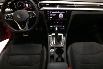 Volkswagen Arteon 2.0 TSI R-Line DSG