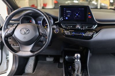 Toyota C-HR 2.0 Hybrid Style
