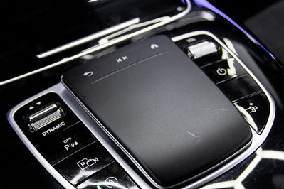 Mercedes E Klasa 220 d Coupe 4-Matic AMG