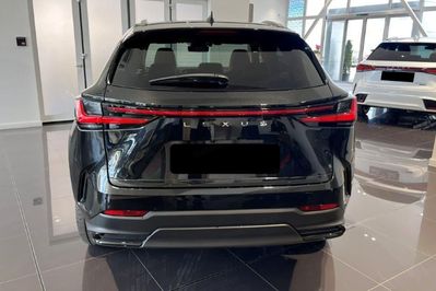 Lexus NX 350h Omotenashi 2.5 Hybrid AWD