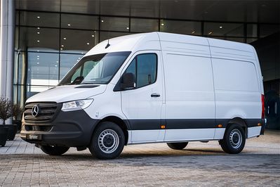 Mercedes Sprinter 315 CDI BASE Standard 9G-TRONIC