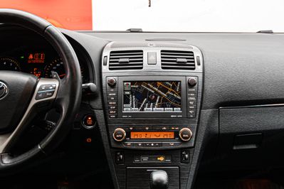 Toyota Avensis 2.0 Premium CVT