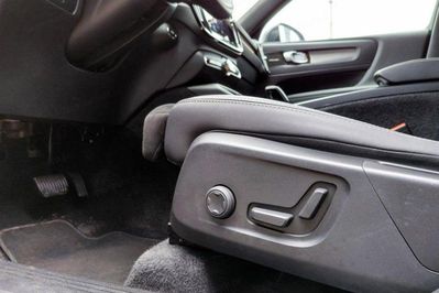 Volvo XC40 B4 B AWD Plus Dark