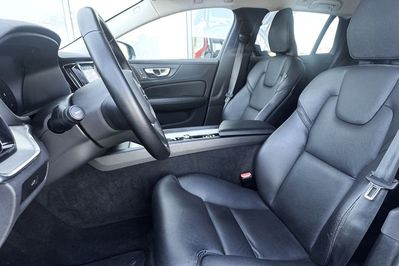 Volvo V60 B5 B AWD Plus Bright