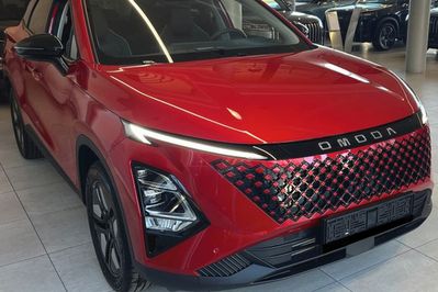 Omoda 5 1.5 T-GDI Hybrid Premium DHT