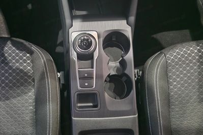 Ford Kuga 2.5 FHEV FWD Titanium eCVT