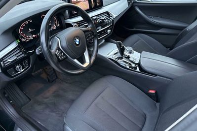 BMW Seria 5 530i xDrive mHEV sport-aut