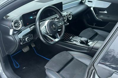 Mercedes CLA 220 4-Matic AMG Line 7G-DCT