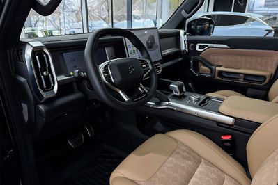 Jetour T2 2.0T 7DCT REAL TIME 4WD