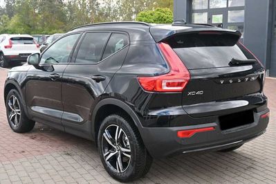 Volvo XC40 B3 Plus Dark