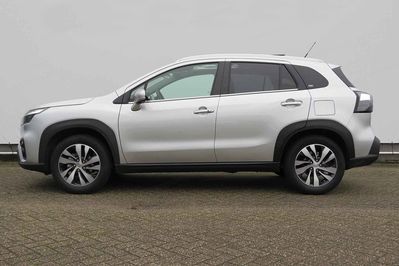 Suzuki S-Cross 1.4 SHVS Elegance 4WD