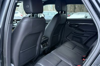 Land Rover Range Rover Evoque P300e Dynamic SE