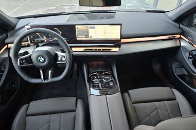 BMW Seria 5 520d xDrive M Sport
