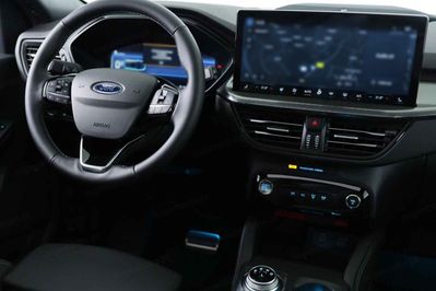 Ford Kuga Sound Edition FWD 2.5 FHEV eCVT