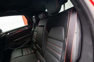 Renault Arkana 1.3 TCe mHEV R.S. Line EDC