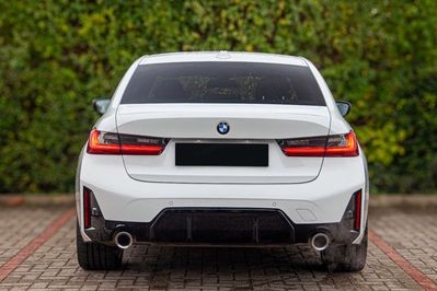 BMW Seria 3 330d xDrive M Sport