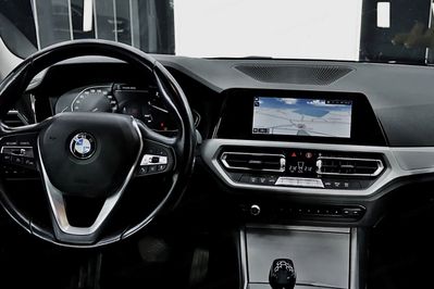 BMW Seria 3 318d  Advantage aut
