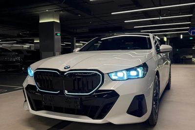 BMW Seria 5 520d xDrive M Sport