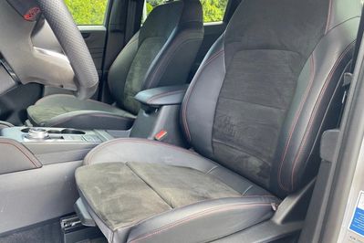 Ford Kuga 2.5 FHEV FWD Titanium