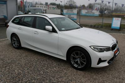 BMW Seria 3 318i aut