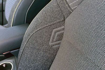 Renault Captur Techno 1.6 E-TECH Full Hybrid
