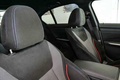 BMW Seria 3 330i xDrive M Sport
