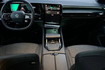 Renault Rafale 1.2 E-Tech Full Hybrid 200 Techno MMT