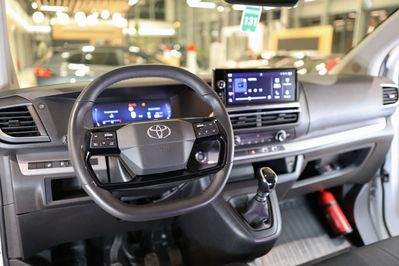 Toyota Proace Verso Long L2H1 Business