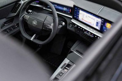 Opel Grandland X GS Standard Range Electric 73kWh