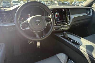 Volvo XC60 B4 B R-Design