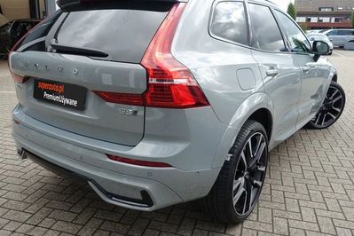 Volvo XC60 B5 B AWD Ultra Dark aut