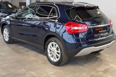 Mercedes GLA 180