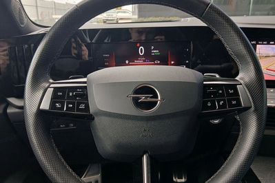 Opel Astra VI 1.6 T Plug-in Hybrid GS