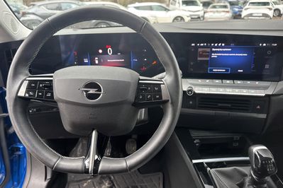 Opel Astra Elegance 1.2 T  S&S