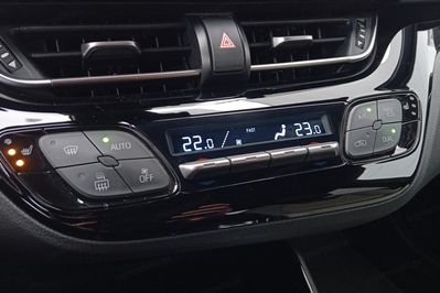 Toyota C-HR 2.0 Hybrid Selection