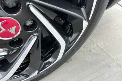 DS DS 7 Performance Line+ 1.6 E-Tense PHEV EAT