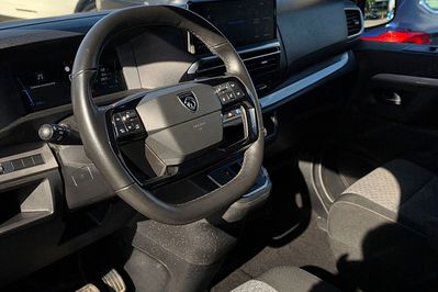 Peugeot Traveller 2.0 Bluehdi Long Business EAT8