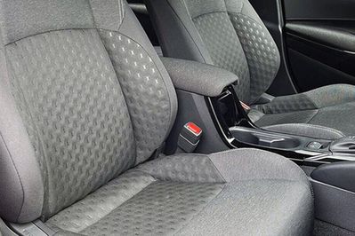 Toyota Corolla Comfort 1.5 benzyna