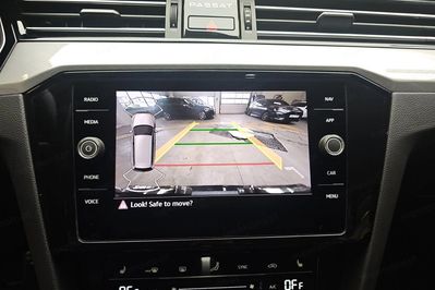 Volkswagen Passat 1.5 TSI Business DSG