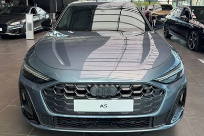 Audi A5 e-Hybrid quattro