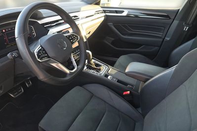 Volkswagen Arteon 2.0 TDI SCR DSG R-Line