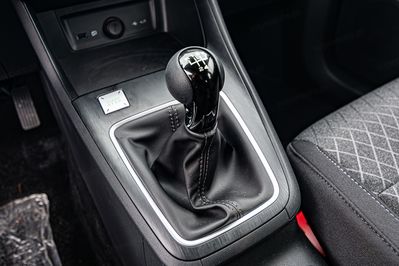 MG ZS 1.5  Standard MT