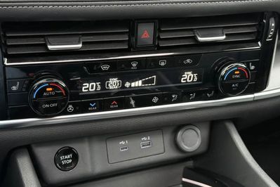 Nissan X-Trail Tekna e-POWER  2WD