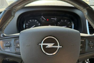 Opel Vivaro (bryg.)