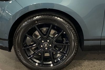Land Rover Range Rover Velar D200  Dynamic SE