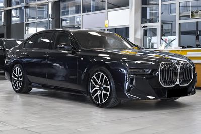 BMW Seria 7 740d xDrive M Sport